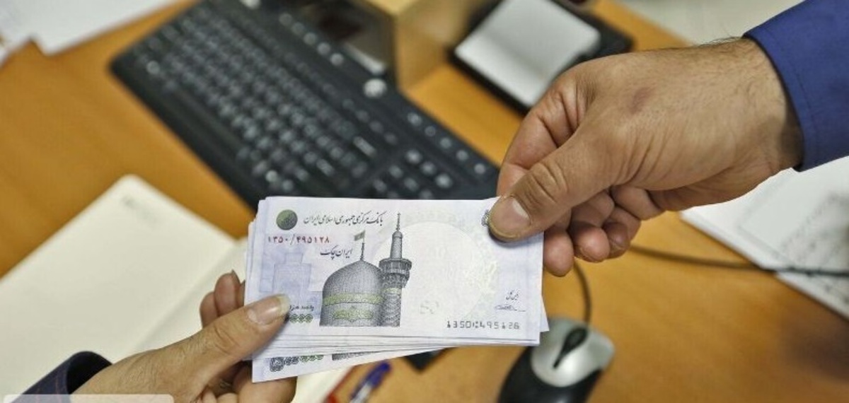 افزایش حقوق مستمریبگیران در اردیبهشت ماه اجرایی میشود افزایش حقوق مستمریبگیران در اردیبهشت ماه اجرایی میشود