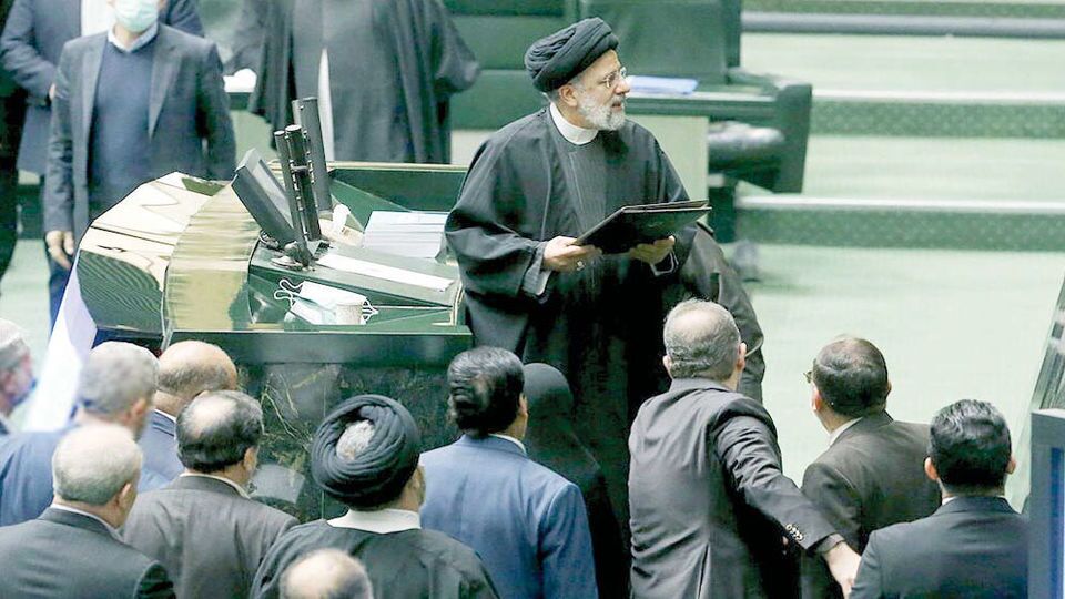 وزن سنگین مالیات در بودجه 1402 وزن سنگین مالیات در بودجه 1402