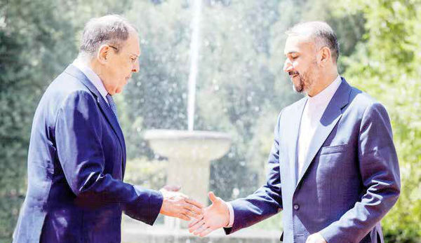 حاشیه&zwnj;های سفر &laquo;عالیجنابان&raquo; روس به ایران