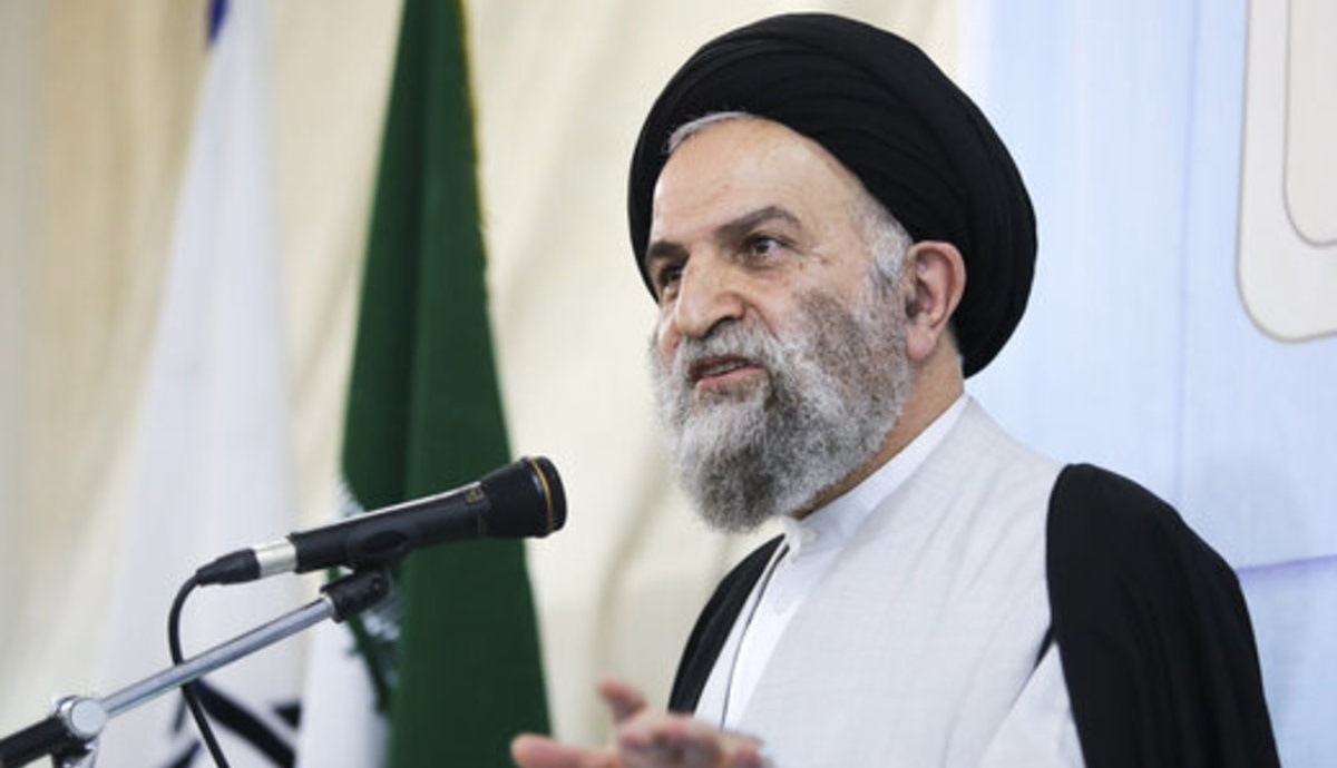 آیت الله غروی: برخی خانمها حتی شلوار هم نمیپوشند/ روسریها پایینتر رفته و موها بیرون آمده / حکومت دینی بیبند و باری را تحمل نمیکند آیت الله غروی: برخی خانمها حتی شلوار هم نمیپوشند/ روسریها پایینتر رفته و موها بیرون آمده / حکومت دینی بیبند و باری را تحمل نمیکند