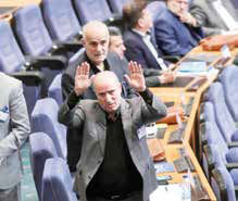 حمله مسلحانه به قانون! حمله مسلحانه به قانون!