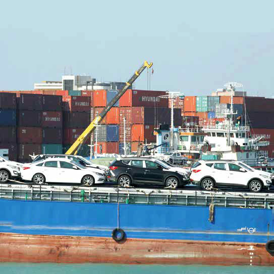 واردات خودرو در حد حرف و بازی است واردات خودرو در حد حرف و بازی است