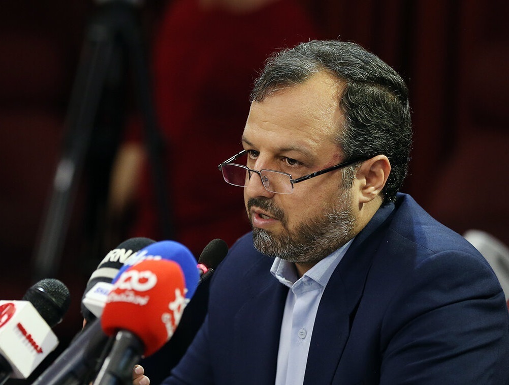 وزیر اقتصاد: «کالا برگ الکترونیکی» پس از یک ماه دوره آزمایشی، از ماههای آینده در کل کشور اجرا میشود وزیر اقتصاد: «کالا برگ الکترونیکی» پس از یک ماه دوره آزمایشی، از ماههای آینده در کل کشور اجرا میشود