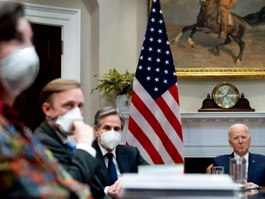 واکنش آمریکا به خبر «پیشنهاد جدید واشنگتن به تهران برای احیای برجام»: به شایعاتی که بسیاری از آنها دروغ هستند پاسخ نمیدهیم / دائماً با سه کشور اروپایی طرف مذاکرات در تماس هستیم؛ قرار نیست به جزئیات مکالمات دیپلماتیک بپردازیم واکنش آمریکا به خبر «پیشنهاد جدید واشنگتن به تهران برای احیای برجام»: به شایعاتی که بسیاری از آنها دروغ هستند پاسخ نمیدهیم / دائماً با سه کشور اروپایی طرف مذاکرات در تماس هستیم؛ قرار نیست به جزئیات مکالمات دیپلماتیک بپردازیم