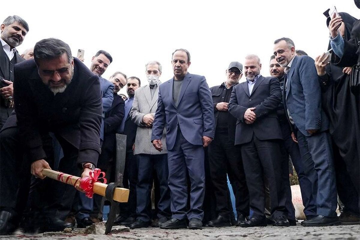 حصار تیاتر شهر؛ حفاظت یا محاصره؟ حصار تیاتر شهر؛ حفاظت یا محاصره؟