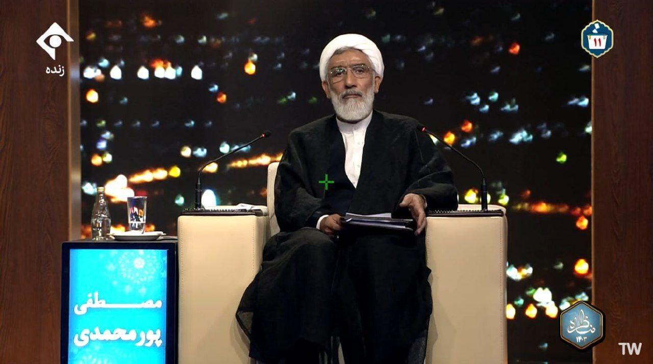 پور محمدی: مردم به ما اعتماد ندارد و پولهایشان را به سمت دلار و طلا میبرند پور محمدی: مردم به ما اعتماد ندارد و پولهایشان را به سمت دلار و طلا میبرند