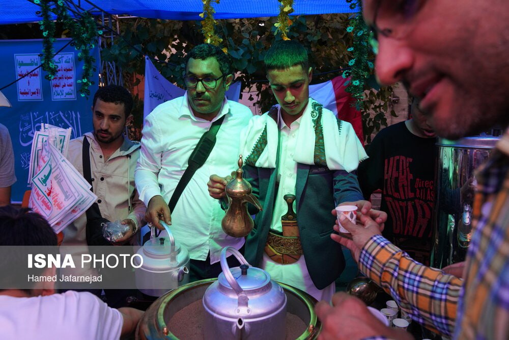 هشت تصویر تماشاییِ به جامانده از راهپیمایی غدیر