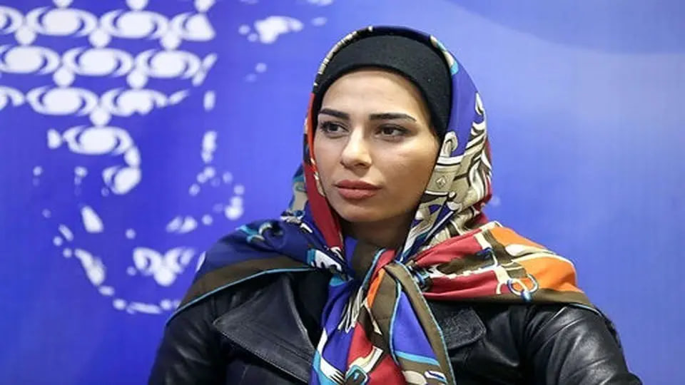 چرا خواهر ساعی جای مداح به مراسمها میرود؟