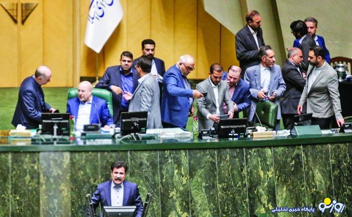 نيت‌خواني از راي پارلماني؛ پاي سياست در ميان است يا عدالت؟