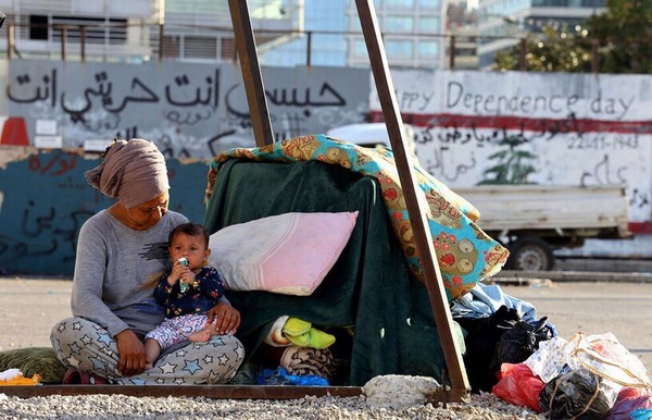 پیام زنان لبنانی به ایرانیها: برای ما چادر بفرستید