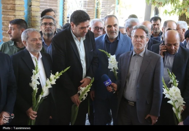 درخواست نماینده خدابنده از وزیر آموزش و پرورش/مزایای معلمان را افزایش دهید